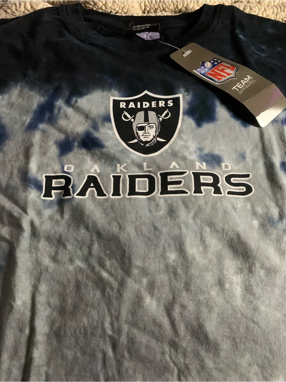 Womans NFL Oakland Raiders Tie-Dye Gray & Black Short Sleeve Tee